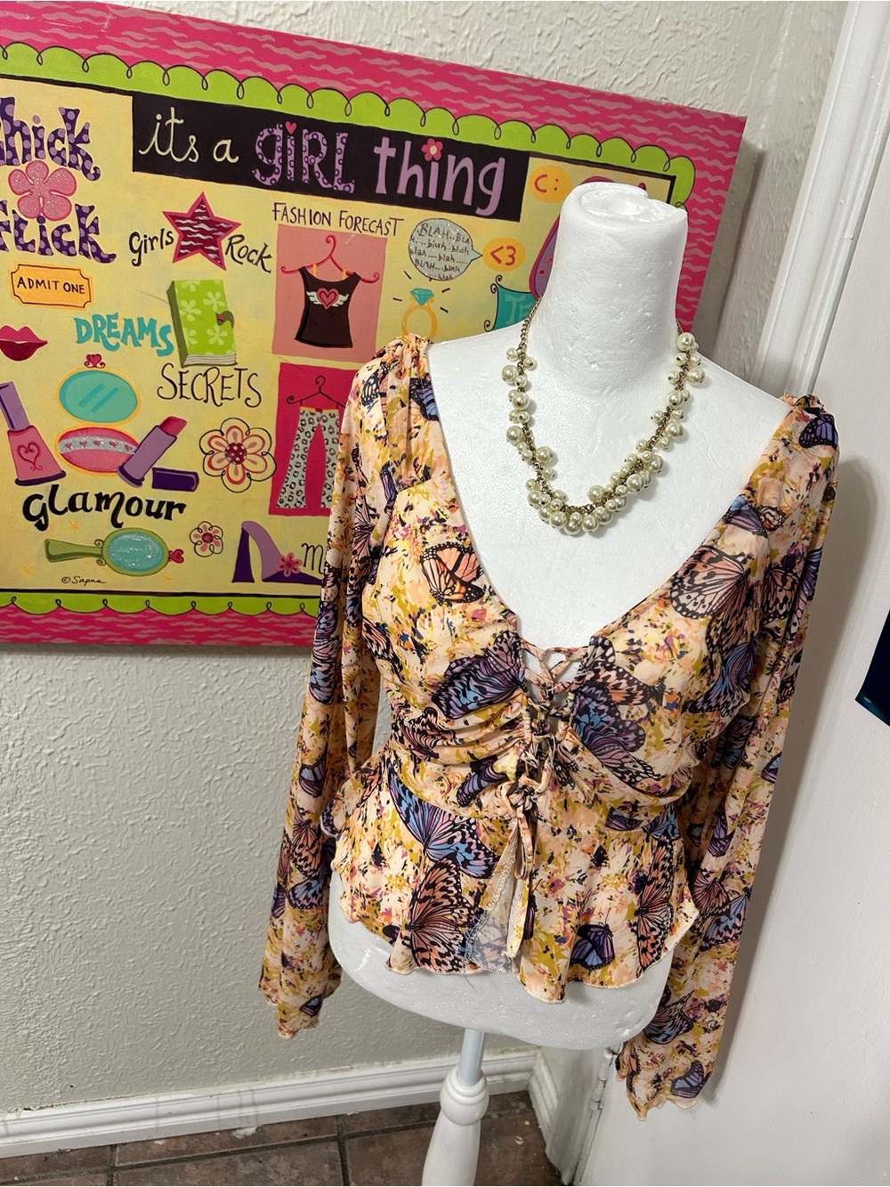 Butterfly Print Peplum Blouse - Peach Floral - Picture 2 of 8